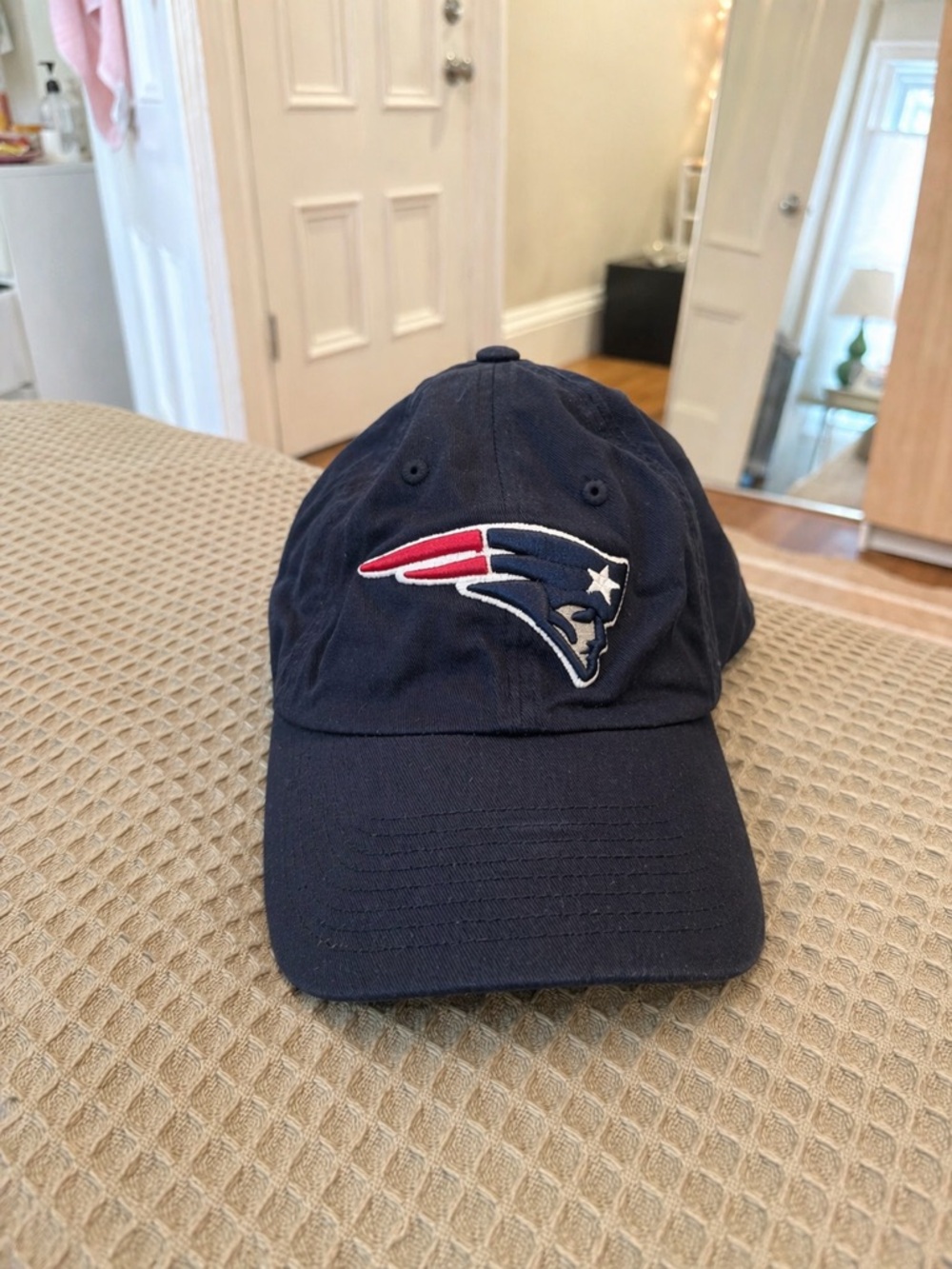 New England Patriots NFL Team Apparel cap (one size)